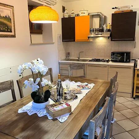 Chiara House Appartement Barga Buitenkant foto