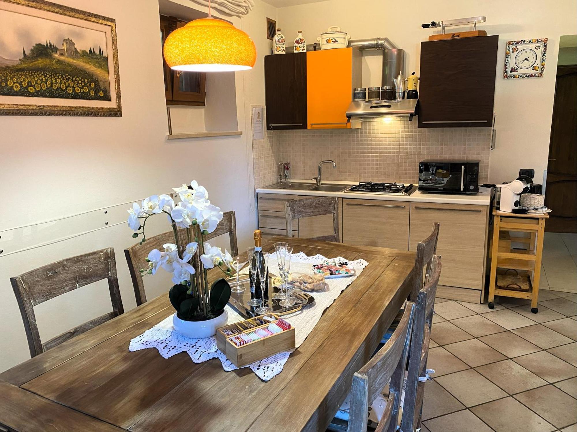Chiara House Apartment *